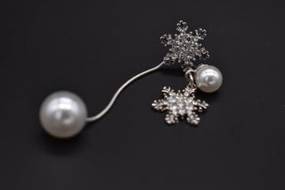 Parisi Ohrringe - Schneeflockenform aus Edelstahl - Frauen - Damen - Inkl. Weiße Schmuckschachtel