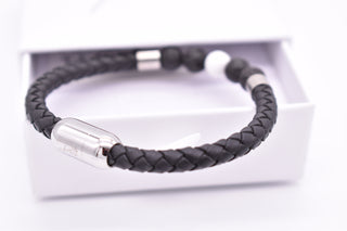 Parisi Armband - schwarzem geflochtenem Leder - Lavasteine- Howlite Steine - Mann - Herren - Inkl. Weiße Schmuckschachtel